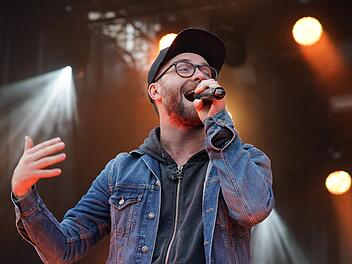 Mark Forster tritt im Rahmen seiner "Liebe Open Air Tour" in Hof auf. Foto: Peter Endig/dpa