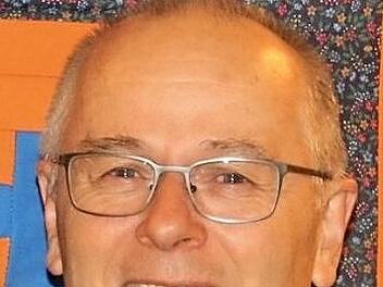 Arnold Lippert schied aus dem Schuldienst aus.  Foto: Saaletal-Schule
