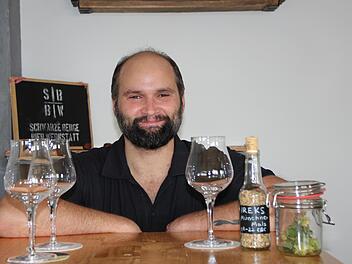 Sebastian Voll aus Gefäll ist Biersommelier. Foto: Johannes Schlereth