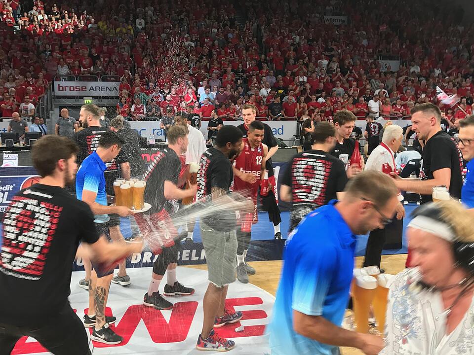 Brose Bamberg holt den neunten Meistertitel - die besten Bilder