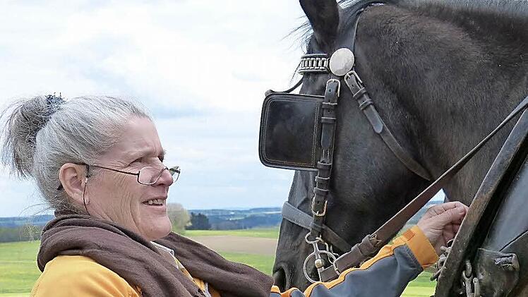 Manche Senioren fühlen sich ganz besonders zu Pferden hingezogen.  Foto: privat