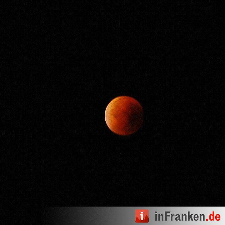 Leserfotos: Blutmond über Franken