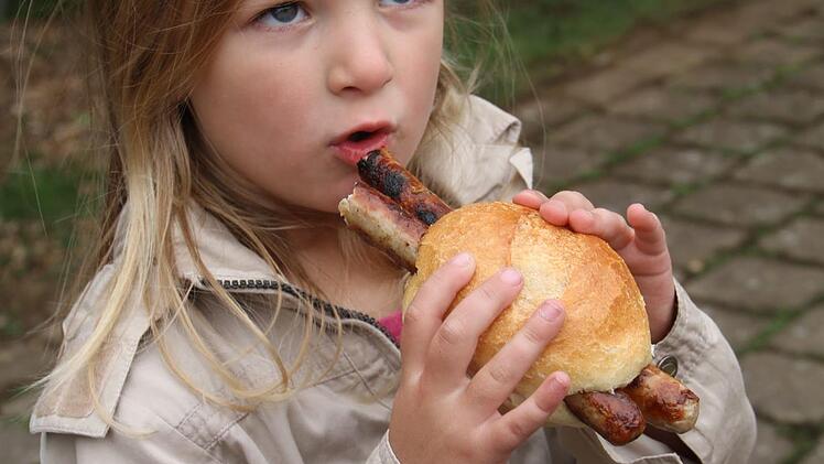 Bratwürste schmecken immer.Gerda Völk