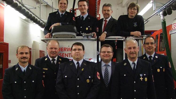 Die Stützpunktwehr Wiesentheid fährt nach der Feuerwehr Kitzingen die meisten Einsätze im Jahr. Dazu wird ein Team benötigt, auf das man sich auch in schwierigen Situationen verlassen kann. Fotos: Berthold