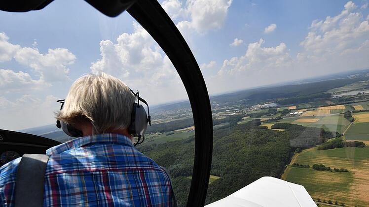 Zu simulierten Bränden und Flugzeugabstürzten flogen die oberfränkischen Luftbeobachter mit erfahrenen Piloten des Aero-Clubs Fotos: Ronald Rinklef