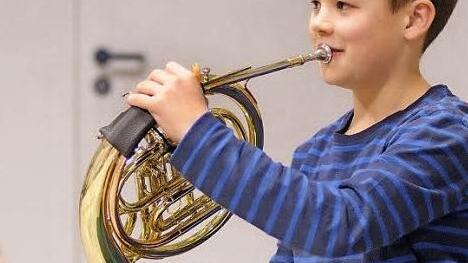 Korbinian von der Burg ist Hornist und Mitglied des Schülerorchesters.   Foto: Werner Meschede