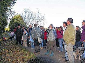 Gro&szlig;es Interesse am Niederholz und seinen Besonderheiten