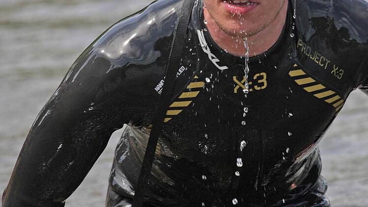 Auch wenn die Schwimmbrille voll Wasser ist, der Blick ist ungetrübt. Foto: Klaus Gagel