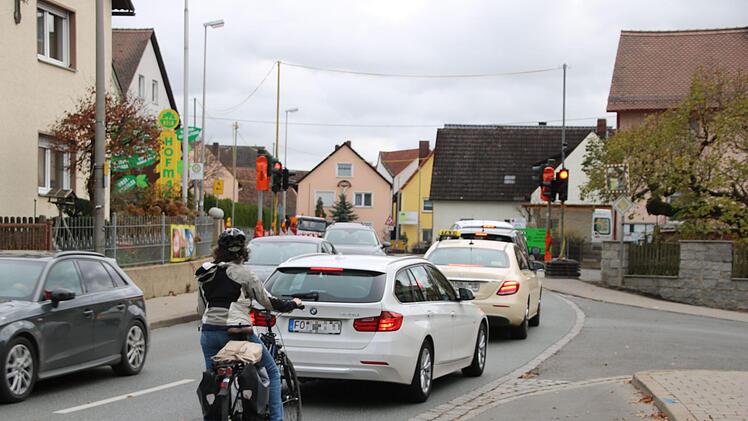 Vor den Ampeln staut sich es vor allem während des Berufsverkehrs. Foto: Ronald Heck