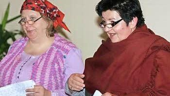 Gabi Jahn und Angela Platsch beim politischen Aschermittwoch der Partei. Foto: Bündnis/Die Grünen