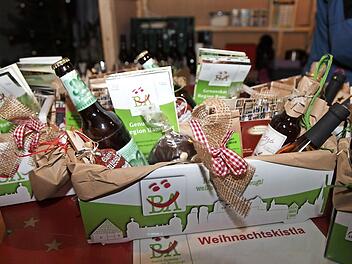 Allerlei K&ouml;stlichkeiten aus der Region finden im "Bamberger Weihnachtskistla" Platz Foto: Stadt Bamberg