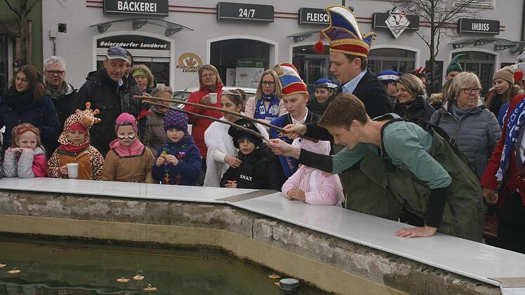 Beim Rathaussturm in Bad Rodach. - Foto: Martin Rebhan