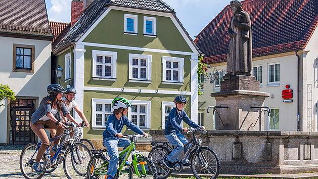 Melanie Schmitt mit Familie in Baunach. Foto: Ha&szlig;berge Tourismus e.V.