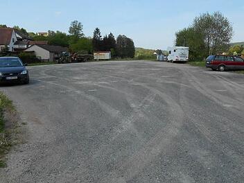 Ein Problem-"Feld" - der B urgwindheimer Festplatz. Foto: Konrad Götz