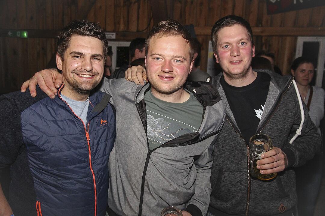 Mit der Partyband "Popnach8"!
