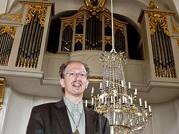 Zu Gast in der Schlosskirche von Lahm mit ihrer historischen Herbst-Orgel: Steven Hoffman aus dem US-Bundesstaat Wyoming. Fotos: Jochen Berger