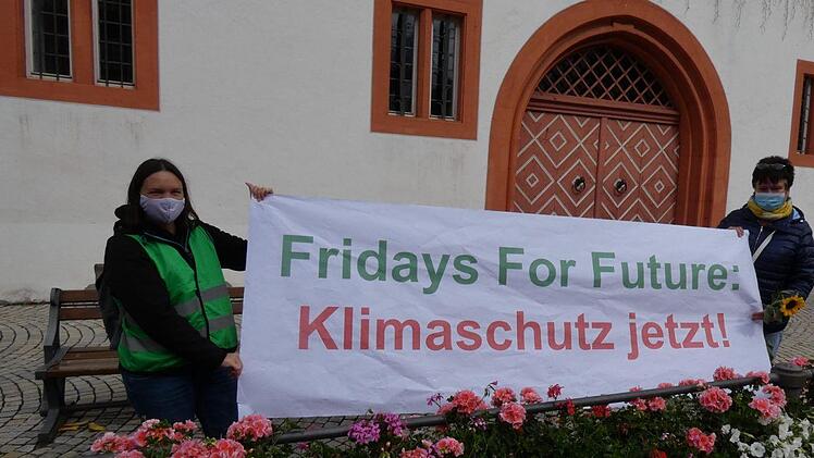 Auch die Grünen aus Oberaurach haben bei der Aktion in der Kreisstadt mitgemacht.