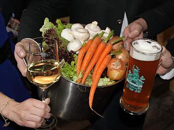 Was bei dem Genussmenü auf den Teller kommt, ist der Jahreszeit angepasst.       Fotos: Christiane Reuther