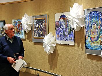 Horst Kreutz zeigt in der Kleinen Galerie im Seniorenzentrum Sankt  Elisabeth eine kleine Auswahl aus seiner Adventskalender-Sammlung mit  Exponaten aus vielen Ländern. Dieter Britz