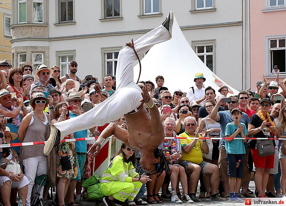 C_0710_Sambaumzug_39