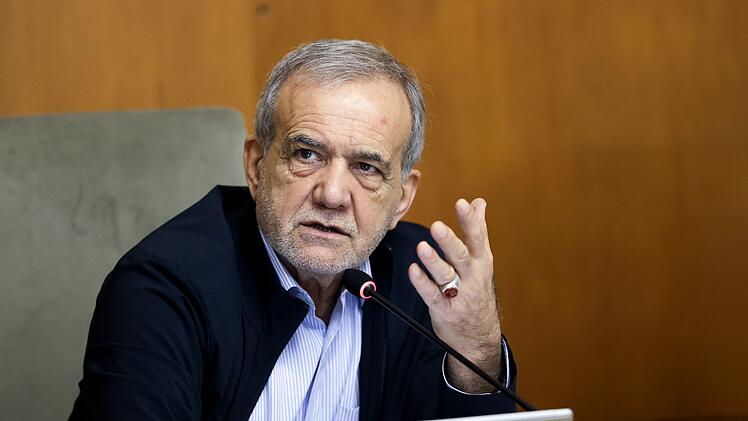 Irans Pr&auml;sident Massud Peseschkian