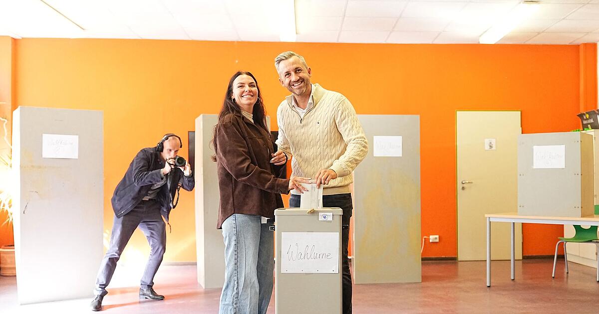 Voter surge in Saxony-Anhalt - | absolute majority for AfD?