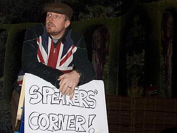 Angelehnt an das Original im Hyde-Park in London wird es am Samstag in der Kumbacher Fußgängerzone eine "Speakers' corner" geben.  Foto: M. Schmidmeier