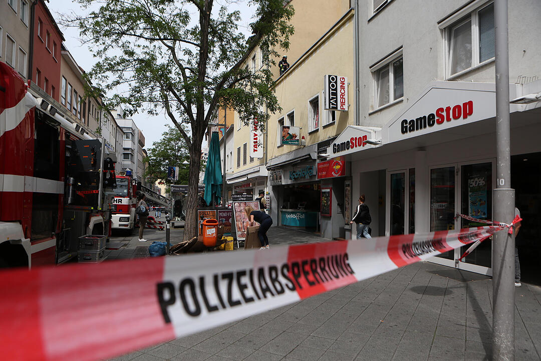 Nürnberg: Feuer in Schnellrestaurant