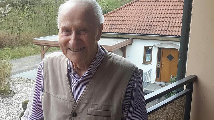 Heinrich Zeier feiert am Sonntag, 1. Mai, seinen 100. Geburtstag. Seit 2015 lebt der gebürtige Kothener in einer Kurpension im Staatsbad.