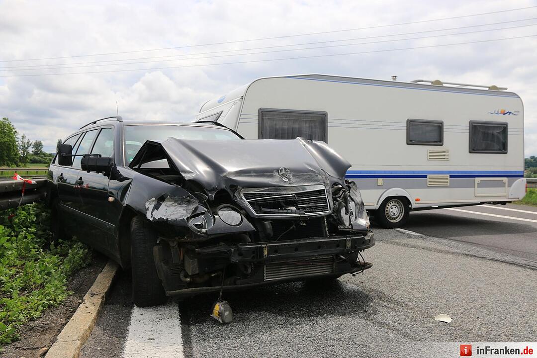 Wohnwagenunfall auf A70 bei Viereth
