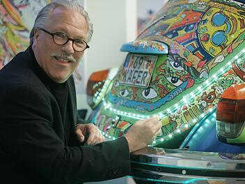 Joachim Hunger heute: Der ehemalige Regena-Direktor ist zufrieden mit seinem Leben und arbeitet an neuen Projekten. Foto: Steffen Standke