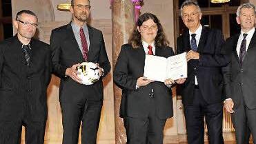 Die Gäste wurden von Staatsminister Marcel Huber begrüßt, die Urkunden wurden von Ministerialdirektor Peter Müller, Amtschef des Staatsministeriums für Unterricht und Kultus, verliehen.  Foto: Staatskanzlei