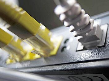 Die Stadt Weismain wird in puncto Internet in mehreren Schritten flottgemacht.  Symbolbild: Frank Rumpenhorst, dpa