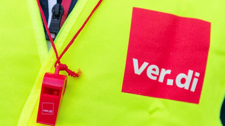 Verdi ruft erneut zu Warnstreiks auf.Caroline Seidel/dpa