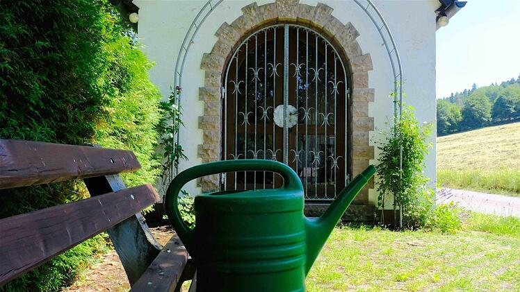Eine Zisterne soll die Bewässerung rund um die Kapelle in Heckmühle ermöglichen. Foto: Gerd Schaar