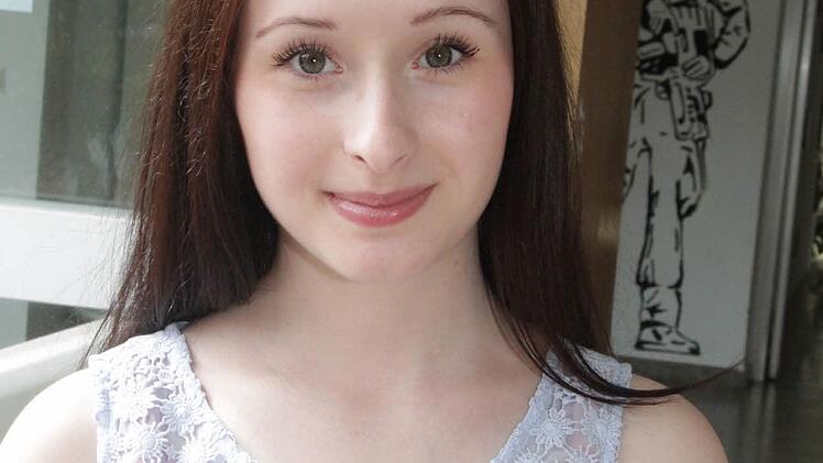 Journalismus interessiert Julia Karisch (19) definitiv nicht, aber sie würde gerne etwas mit Fremdsprachen machen. Julia Karich hat derzeit Englisch und Französisch