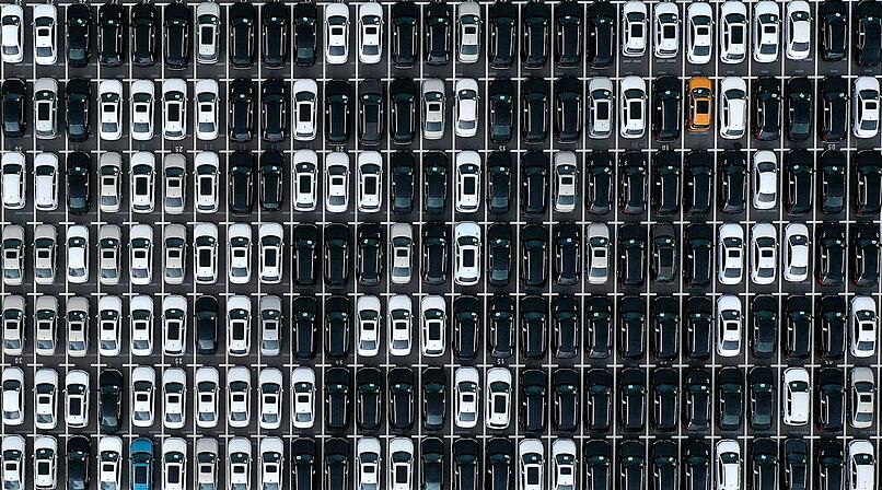 Autos am Hafen von Dalian