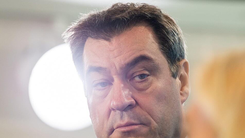 Bayerns Ministerpräsident Markus Söder hat am Freitag Ausgangsbeschränkungen für Bayern erlassen. Foto: Peter Kneffel/dpa