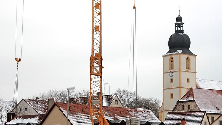 Es geht voran: Das Bauprojekt an der Kindertagesstätte "Budenzauber" in Rentweinsdorf macht Fortschritte. Der Anbau ist deutlich erkennbar.