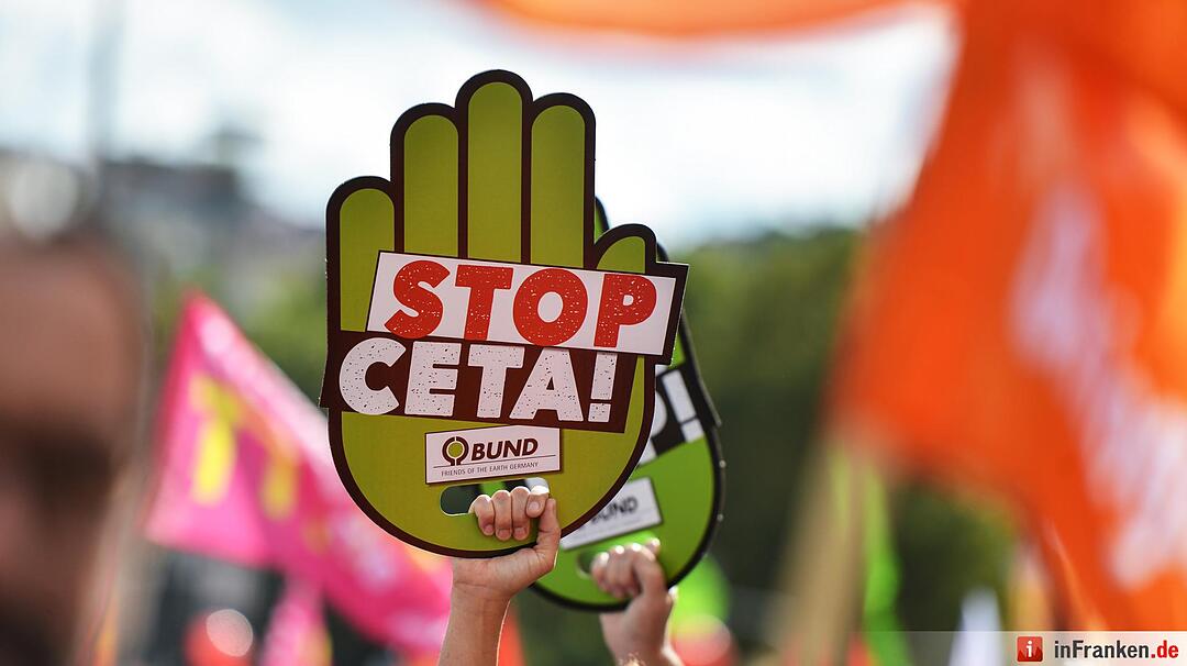 Demonstration gegen die Handelsabkommen