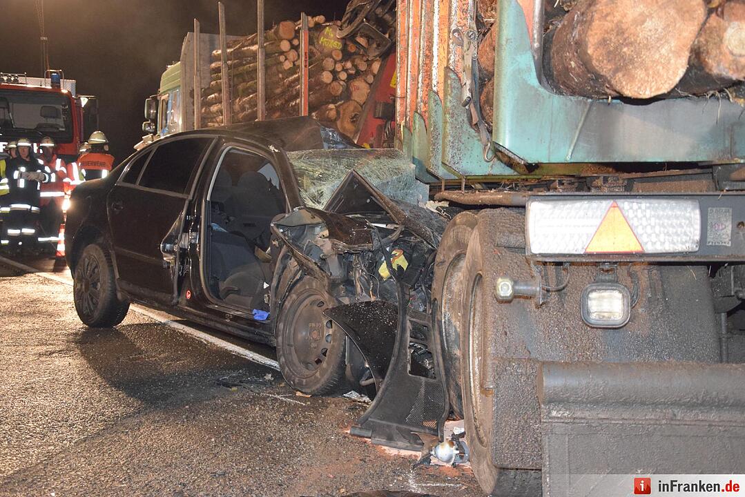 Tödlicher Verkehrsunfall im Landkreis Tödlicher Verkehrsunfall im Landkreis Main-Spessart