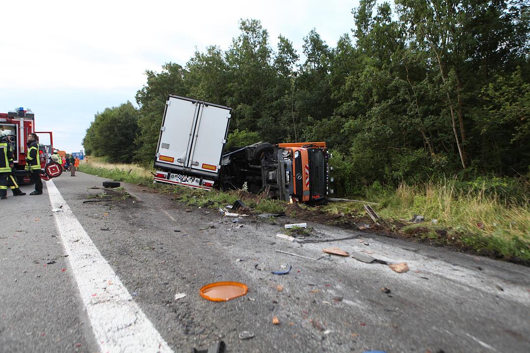 Tödlicher Lkw-Unfall auf der A6 bei Ansbach