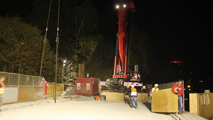 Arbeiten an der "Ewigen Brücke". Foto: Veronika Schadeck