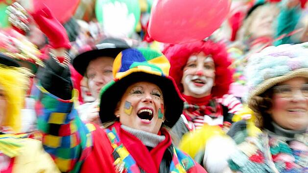 Auch in N&uuml;rnberg gibt es einen Faschingsumzug. Die Geschichte dahinter ist etwas ganz Besonderes. Symbolfoto: Rolf Vennenbernd dpa