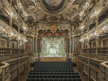 Im Markgräflichen Opernhaus können die Besucher zum Auftakt der Residenztage ein exklusives Konzert mit dem Münchner Rundfunkorchester erleben.
