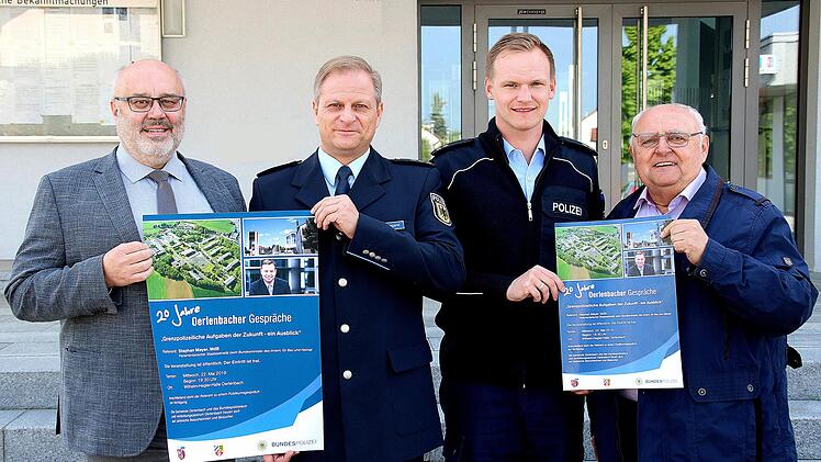 Sie freuen sich auf das Oerlenbacher Gespräch am 22. Mai: Bürgermeister  Franz Kuhn, Polizeidirektor Ralf Wiegand (Chef der Bundespolizei  Oerlenbach), Oberkommissar Nico Rogge (Sachbearbeiter  Öffentlichkeitsarbeit) und Altbürgermeister Siegfried Erhard.  Dieter Britz