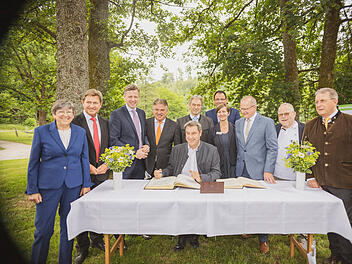 Hof: 50-Jahre Naturpark Frankenwald - Markus S&ouml;der gratuliert zum Jubil&auml;um