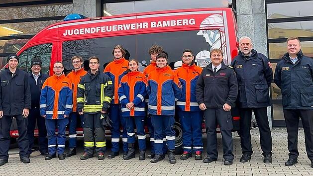 Die erfolgreichen Floriansj&uuml;nger nach der Bayerischen Jugendleistungspr&uuml;fung