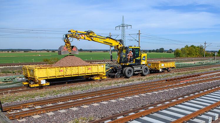 Beginn der Bahn-Bauarbeiten zwischen Hannover und Berlin