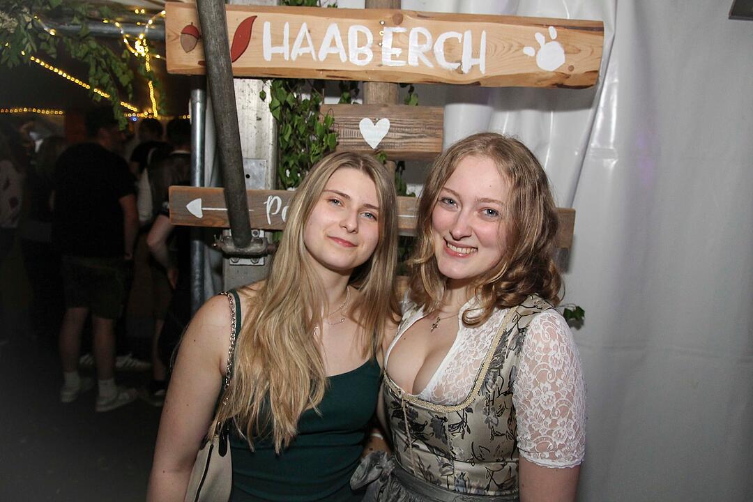 Gro&szlig;losnitz feiert!